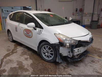 JTDZN3EU9FJ016514 TOYOTA PRIUS V Photo 1