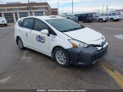 TOYOTA PRIUS V 2015. Lot# 20260031. VIN JTDZN3EU2FJ029167. Photo 1