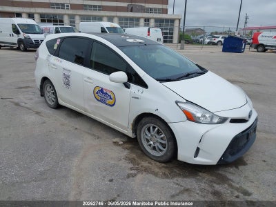 TOYOTA PRIUS V 2015. Lot# 20262746. VIN JTDZN3EU6FJ020231. Photo 1
