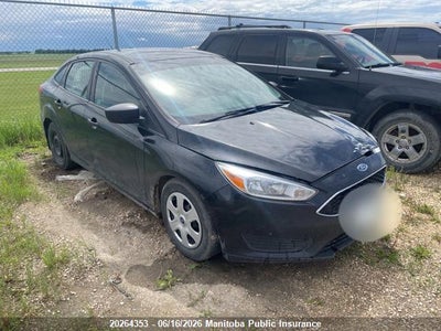 FORD FOCUS 2015. Lot# 20264353. VIN 1FADP3E21FL331899. Photo 1