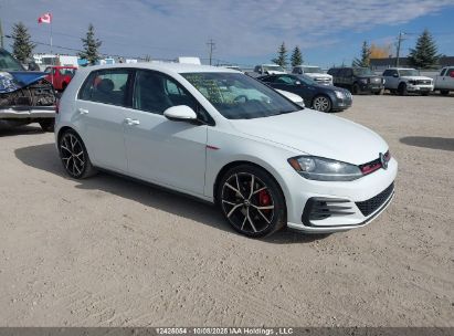 3VW447AU6JM271530 VOLKSWAGEN GOLF GTI Photo 1