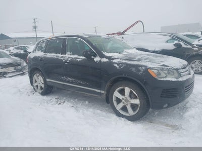 WVGEF9BP2ED008180 VOLKSWAGEN TOUAREG Photo 1