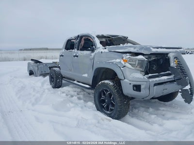 5TFAY5F17JX700102 TOYOTA TUNDRA Photo 1