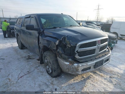 3C6RR7KT1JG118396 RAM 1500 Photo 1