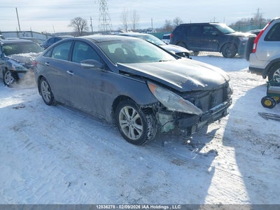 5NPEC4AC7CH367742 HYUNDAI SONATA Photo 1