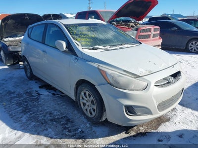 KMHCT5AE3HU360830 HYUNDAI ACCENT Photo 1