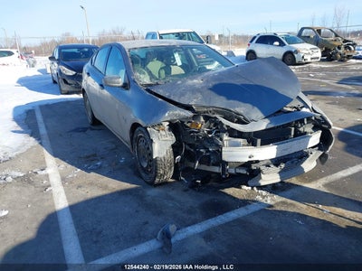 1C3CDFBA8DD204137 DODGE DART Photo 1