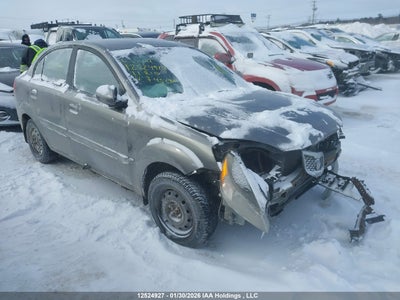 KNADH4B32B6745290 KIA RIO Photo 1