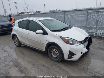 JTDKDTB33J1611268 TOYOTA PRIUS C Photo 1