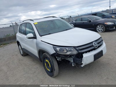 2015 Volkswagen Tiguan 2.0 Comfortline/Highline/Special Edition/Trendline white Lot 111012625324 Vin WVGJV7AX9FW577735
