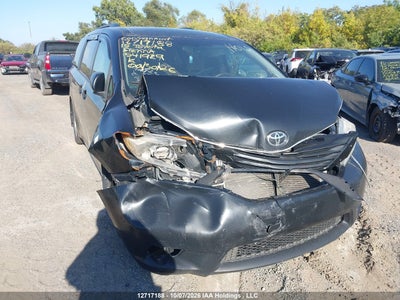 2015 TOYOTA SIENNA 7 PASSENGER