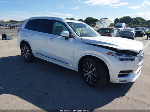 2025 Volvo XC90 B6 Plus 7-SEATER