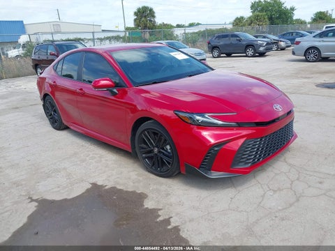 2025 Toyota Camry SE
