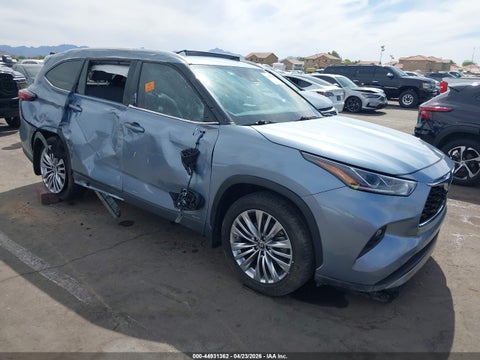 2024 Toyota Highlander Platinum