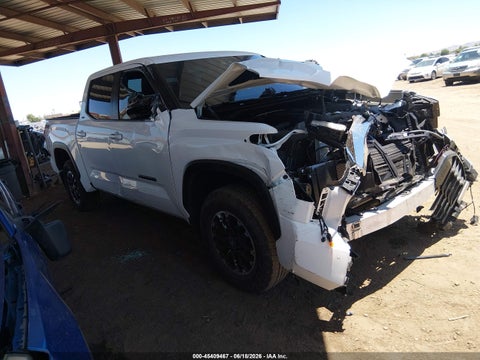 2026 Toyota Tundra SR5 Crewmax 5.5' BED