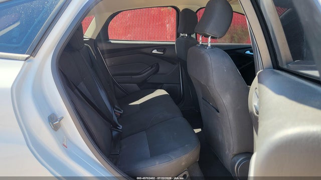 2017 FORD FOCUS SE 照片 8