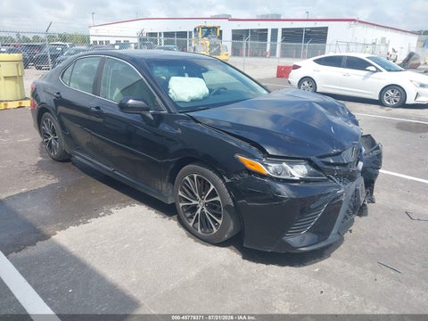 2018 Toyota Camry SE