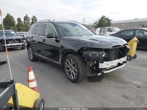 2025 BMW X7 XDRIVE40I
