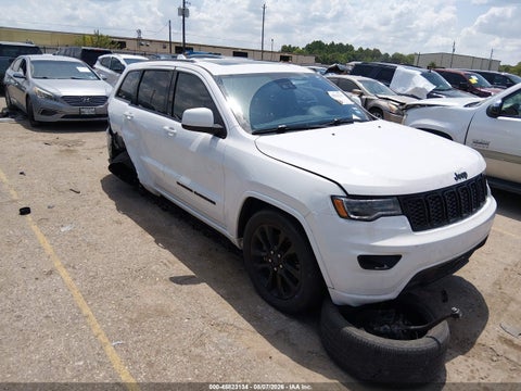 2022 Jeep Grand Cherokee Laredo X 4X2