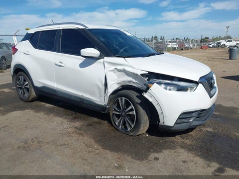 2020 Nissan Kicks SV Xtronic CVT