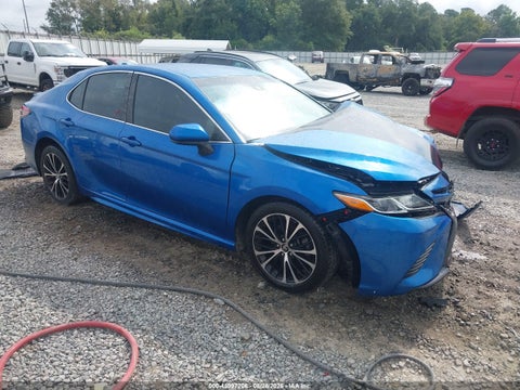 2018 Toyota Camry SE
