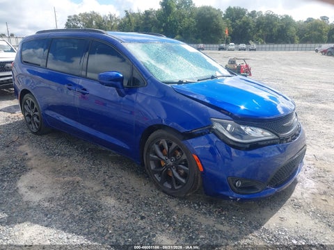 2019 Chrysler Pacifica Touring L Plus