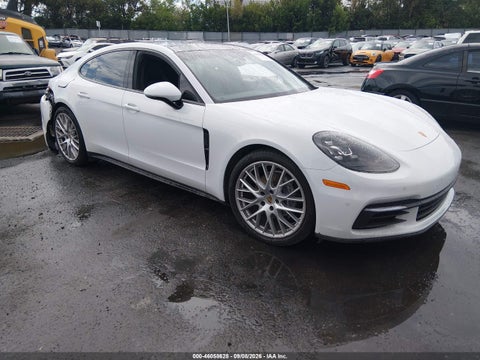 2019 Porsche Panamera 4