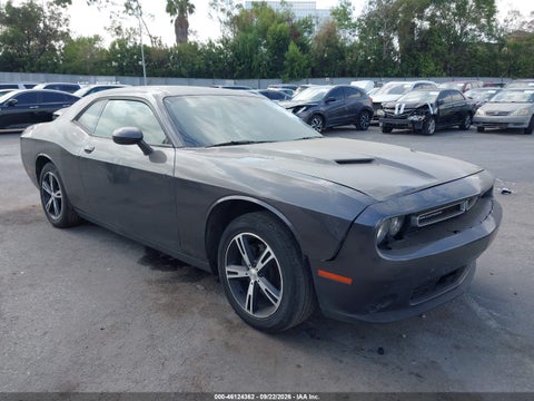 2016 Dodge Challenger SXT