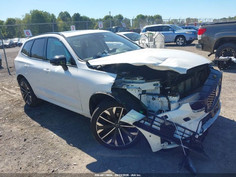 2026 Volvo XC60 B5 Ultra