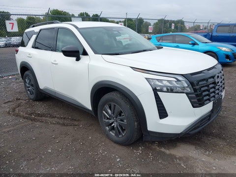 2026 Nissan Pathfinder SV