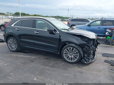 2024 Cadillac XT4 FWD Premium Luxury