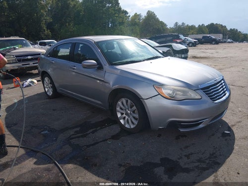 2014 Chrysler 200 Touring