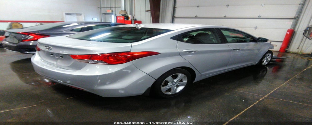 KMHDH4AE3DU838562 2013 HYUNDAI ELANTRA photo no. 4