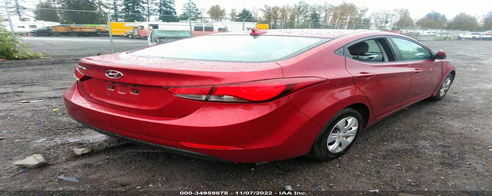 5NPDH4AE7GH748740 2016 HYUNDAI ELANTRA photo no. 4