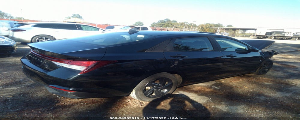 KMHLM4AG0NU348039 2022 HYUNDAI ELANTRA photo no. 4