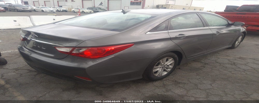 5NPEB4AC9EH832883 2014 HYUNDAI SONATA photo no. 4