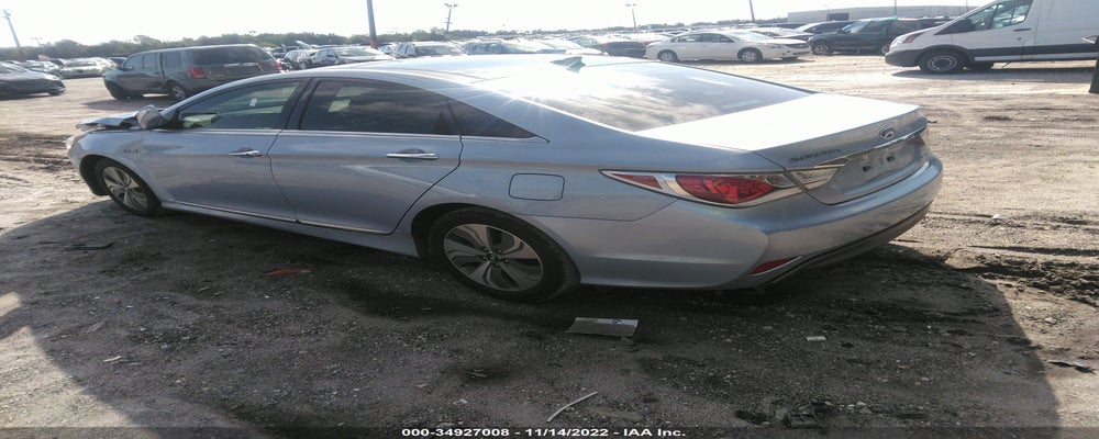 KMHEC4A40FA132096 2015 HYUNDAI SONATA photo no. 3