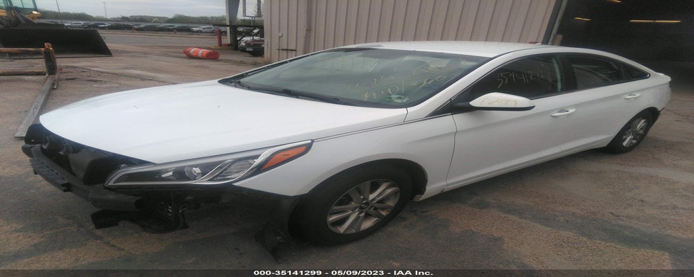 5NPE24AF0HH572484 2017 HYUNDAI SONATA photo no. 2