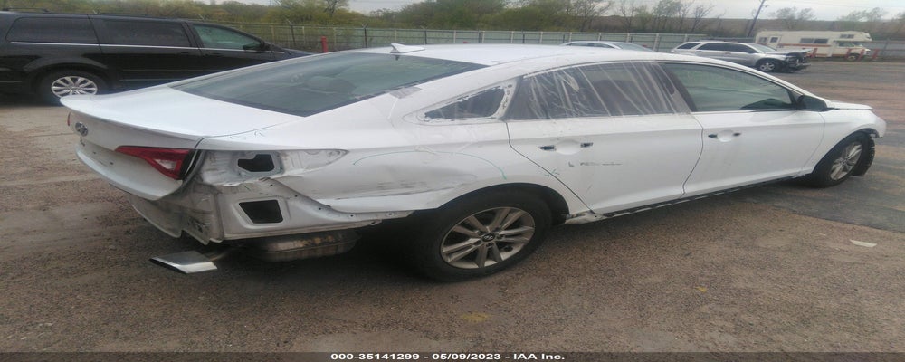 5NPE24AF0HH572484 2017 HYUNDAI SONATA photo no. 4