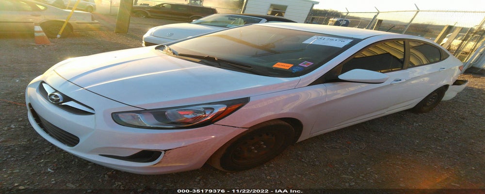KMHCT4AE7EU688886 2014 HYUNDAI ACCENT photo no. 2