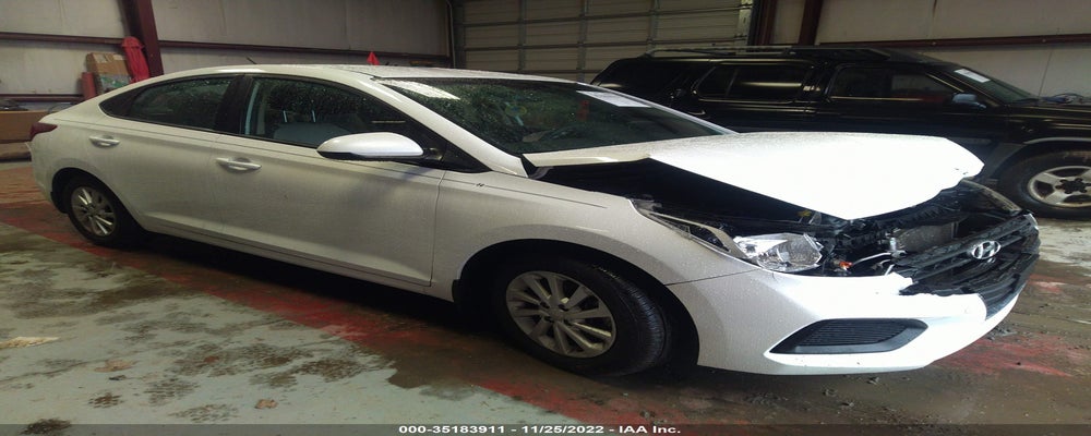 3KPC24A34JE033972 2018 HYUNDAI ACCENT photo no. 9