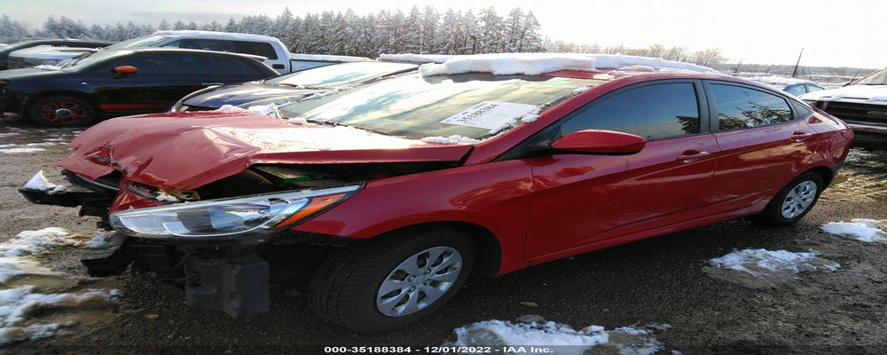 KMHCT4AE1FU935319 2015 HYUNDAI ACCENT photo no. 2