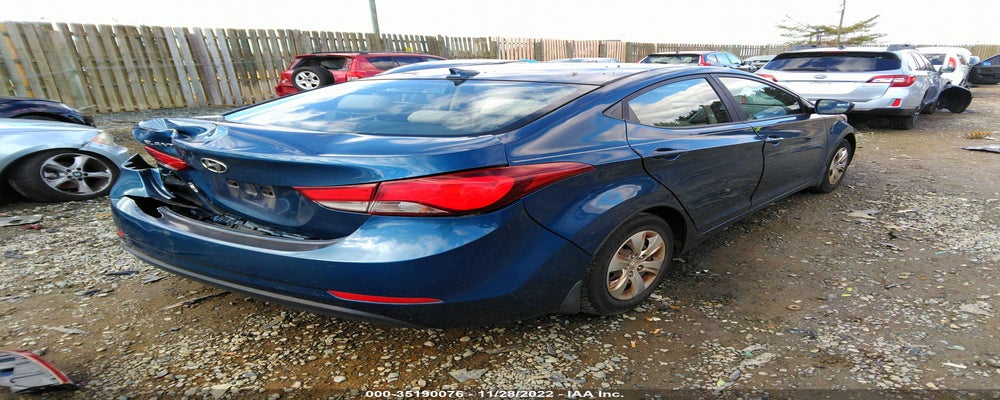 KMHDH4AE7GU543758 2016 HYUNDAI ELANTRA photo no. 4