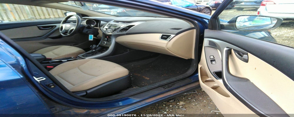 KMHDH4AE7GU543758 2016 HYUNDAI ELANTRA photo no. 5