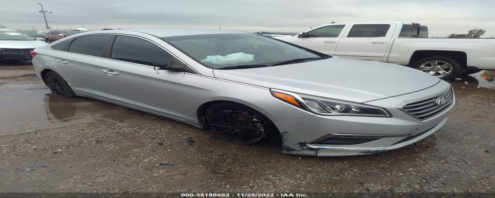 5NPE24AF2FH235070 2015 HYUNDAI SONATA photo no. 18