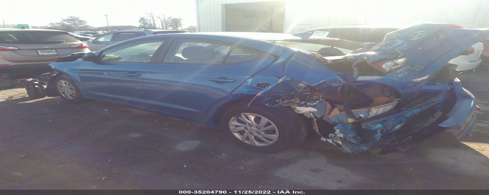 KMHD74LF2HU123061 2017 HYUNDAI ELANTRA photo no. 3