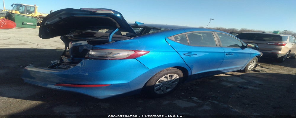 KMHD74LF2HU123061 2017 HYUNDAI ELANTRA photo no. 4