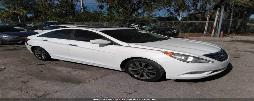 5NPEC4AC9BH178119 2011 HYUNDAI SONATA photo no. 1