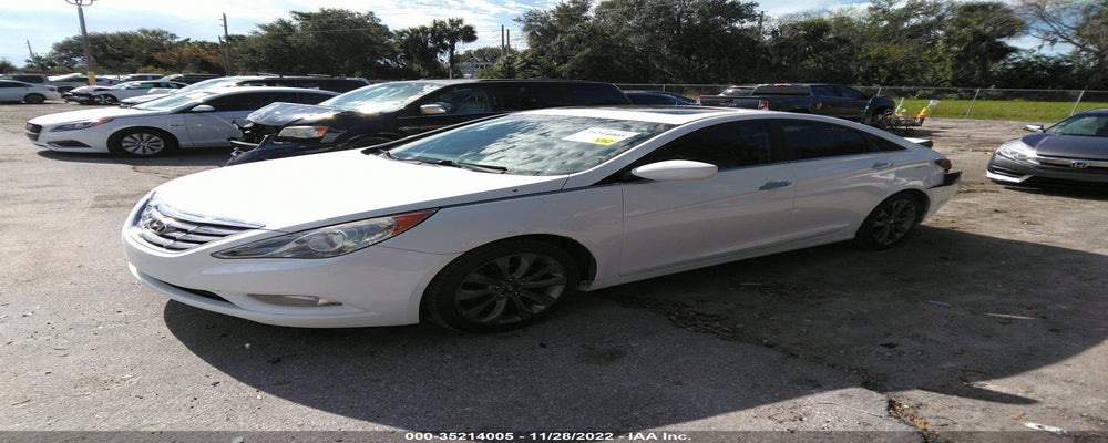 5NPEC4AC9BH178119 2011 HYUNDAI SONATA photo no. 2