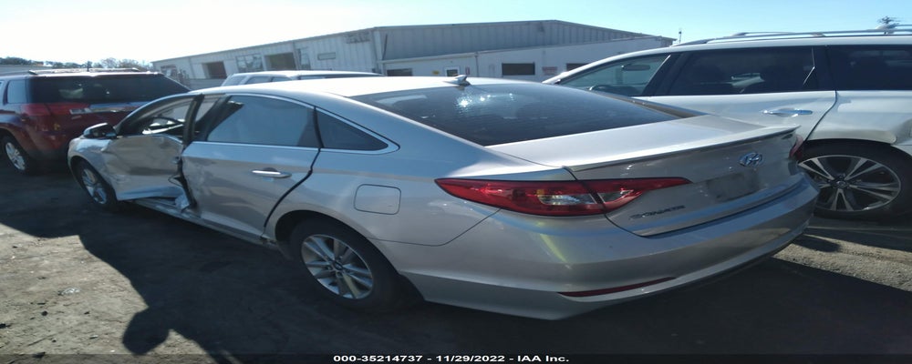 5NPE24AF5FH256561 2015 HYUNDAI SONATA photo no. 3